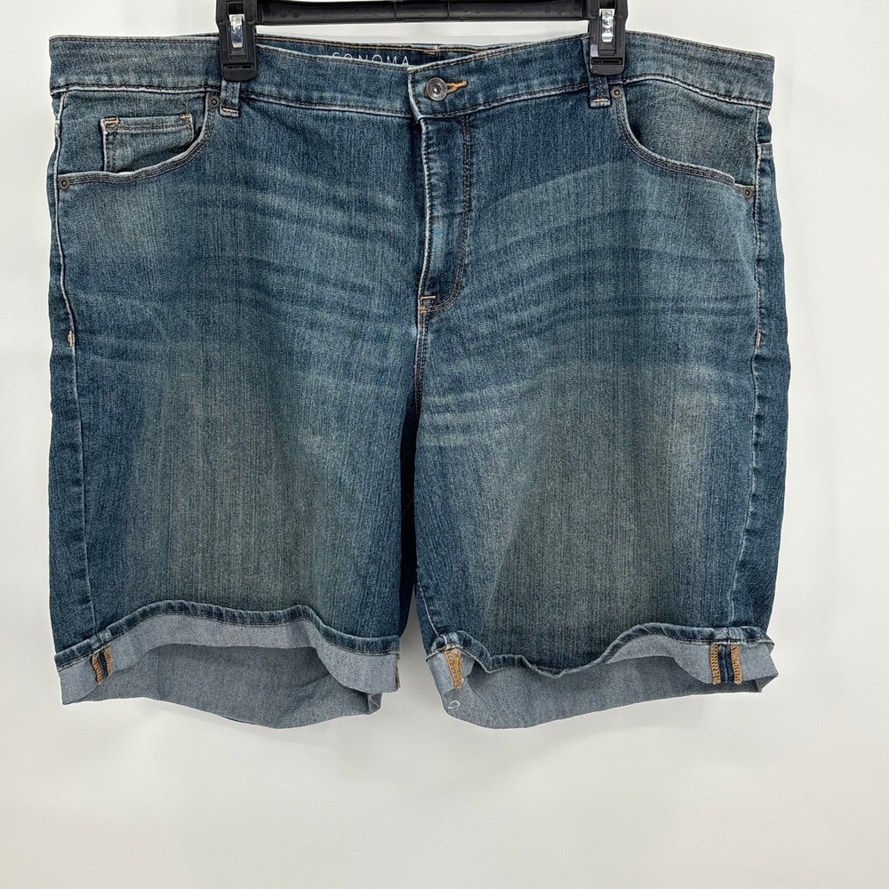 Sonoma Goods for Life Womens 22W Bermuda Denim Shorts Medium Wash Cuffed Stretch